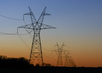 Φόβοι για «λουκέτα» στην αγορά λόγω της αύξησης του ρεύματος