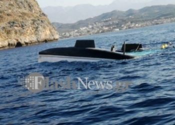 Ημιβυθισμένο σκάφος από την Κύθνο έφτασε μέχρι τα Χανιά!