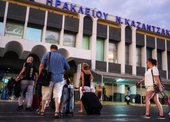 Η Κρήτη θα υποδέχεται τουρίστες μέχρι τον Νοέμβριο  – Τα μηνύματα απο το νησί