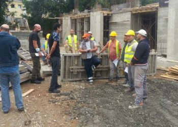 Περιοδείες των οικοδόμων Ηρακλείου ενόψει της απεργίας στις 4 Νοεμβρίου