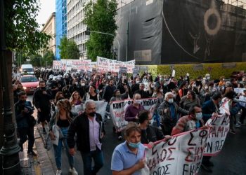 Κεραμέως – Αγωγή στην ΑΔΕΔΥ για την απεργία της Δευτέρας στα σχολεία