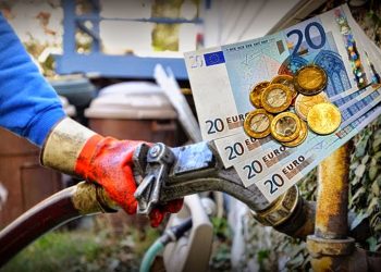 auksisi-petrelaio-venzini-aerio