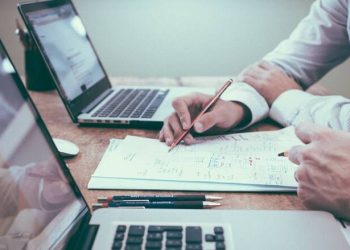 meiwsi-sumbasiouxwn-petsas