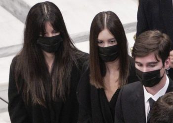 Οι συγκινητικοί επικήδειοι από τα παιδιά της Φώφης Γεννηματά (VIDEO)