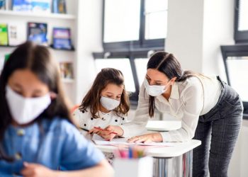 parallili-sthriksi-kataggelia