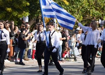 parelasi-oktwbriou-sxoleia-mathites