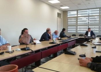 Συνάντηση με τη Δημοτική Αρχή του Μινώα Πεδιάδος για τα ακατάλληλα σχολεία