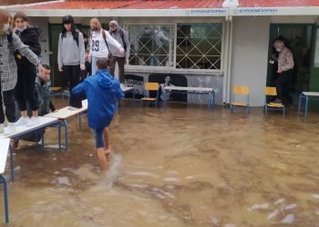 Κακοκαιρία Μπάλλος: Κλειστά όλα τα σχολεία αύριο στην Αττική