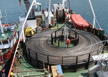 Ξεκινά η πόντιση του καλωδίου για την ηλεκτρική διασύνδεση Αττικής – Κρήτης