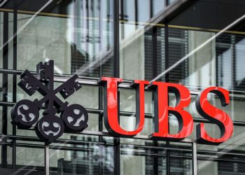 UBS: Πρωταθλήτρια της ανάπτυξης η Ελλάδα