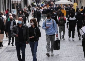 Ανοιχτό το ενδεχόμενο lockdown για ανεμβολίαστους και στην Ελλάδα