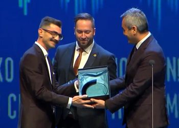 «Η Πολιτεία οφείλει να στηρίξει τις μικρομεσαίες επιχειρήσεις»