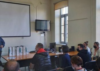 Εκπαιδευτικοί και μαθητές από 5 χώρες στον Αντιπεριφερειάρχη Χανίων