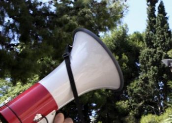 Στο πλευρό των οικοδόμων το Συνδικάτο Εργατοϋπαλλήλων Γάλακτος, Τροφίμων και Ποτών