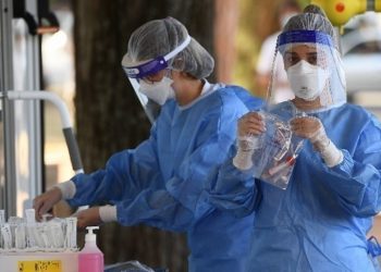 Τζανάκης για την πορεία της πανδημίας: «Το καλό σενάριο προβλέπει…»