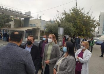 Τσίπρας: Εάν ο πρωθυπουργός δεν μπορεί να πάρει δύσκολες αποφάσεις για την πανδημία, τότε καλύτερα να αποχωρήσει