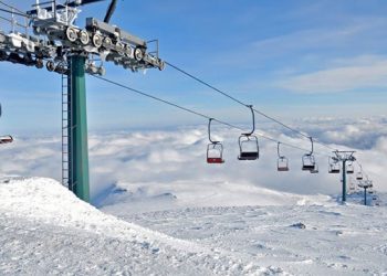 Κορωνοϊός: Χρήση μάσκας παντού στα χιονοδρομικά κέντρα