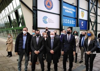 Εγκαινιάστηκε το νέο mega Εμβολιαστικό Κέντρο στη Γλυφάδα