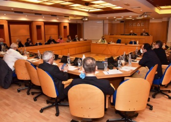 ΚΕΔΕ: Έκτακτη Συνέλευση Δημάρχων τον Ιανουάριο του 2022 – Απορρίμματα, ενέργεια, προσωπικό, οικονομικά στο επίκεντρο