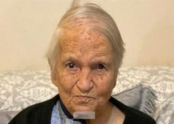 Κορωνοϊό: Εμβολιάστηκε γιαγιά 106 ετών στον Βόλο