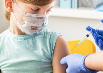 apo-dekembrio-embolia-gia-paidia