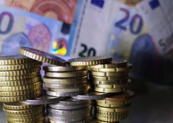 Έκτακτο βοήθημα: Πότε θα πληρωθεί στους δικαιούχους