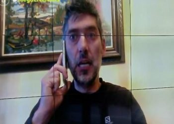 «Ένιωσα ένα περίεργο τσίμπημα στο θώρακα, δεν έχω όμως καθόλου πυρετό» λέει ο πρώτος ασθενής της Omicron στην Ελλάδα (VIDEO)