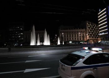 Νέα μέτρα: Τι ετοιμάζεται για μετά τις γιορτές – Πάντα στο τραπέζι το lockdown