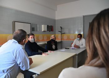 Ανδρουλάκης: Η κυβέρνηση πρέπει να δημιουργήσει πολλαπλάσια σημεία για δωρεάν PCR και rapid τεστ