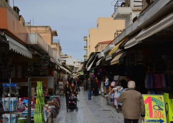 Θέμα voucherergasia.gr: Ο χιονιάς και η… Όμικρον, «χτυπούν» τις χειμερινές εκπτώσεις!