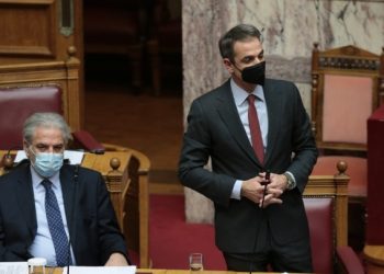 Μητσοτάκης: Προτιμώ την συγνώμη με ειλικρινή αυτοκριτική από την καμία συγγνώμη του Αλ. Τσίπρα για τους 120 νεκρούς
