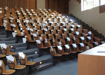 Εξεταστική ΑΕΙ: Τι θα γίνει με όσους νοσήσουν από κορωνοϊό