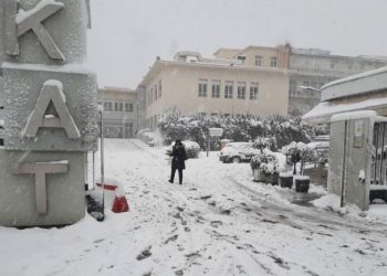 Παγώνη: Δεν μπορούμε να δώσουμε εξιτήρια γιατί οι άνθρωποι δεν μπορούν να φτάσουν σπίτι τους