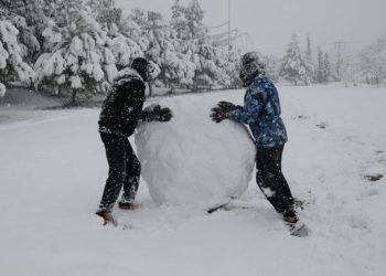 Αργία: Πώς θα πληρωθούν οι μισθοί για το τριήμερο της κακοκαιρίας