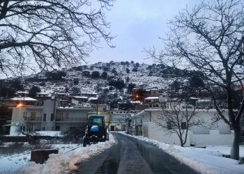 Χιονια σε Ανώγεια και Οροπέδιο – Ανοικτοί οι δρόμοι, κλειστά τα σχολεία