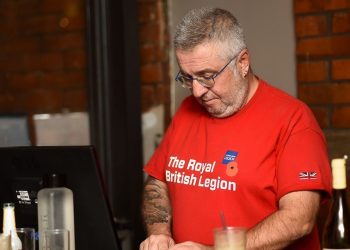 Παναγιωτόπουλος: Καταδικάστηκε σε 5ετή φυλάκιση, με τριετή αναστολή, για τα ροζ βίντεο