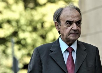 Πέθανε ο πρώην υπουργός Δημήτρης Τσοβόλας