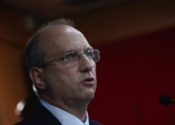 Οικονόμου: Με σχέδιο δίκαιο και αποδοτικό, επενδύουμε στην εξοικονόμηση πρωτογενούς ενέργειας