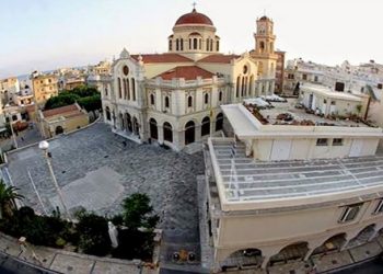 H Aρχιεπισκοπή Κρήτης «κατεβάζει ρολά» από σήμερα λόγω κρουσμάτων!