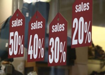 Πότε τελειώνουν οι χειμερινές εκπτώσεις