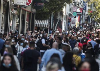 Μέτρα περιορισμού πανδημίας: 73.393 έλεγχοι την Τρίτη- 294 παραβάσεις και πρόστιμα 99.000 ευρώ