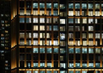 Πρόγραμμα 150.000 νέων θέσεων εργασίας: Πόσοι και πού έχουν προσληφθεί