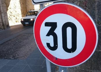 Νέος ΚΟΚ: Αλλάζουν τα όρια ταχύτητας στις πόλεις και στις εθνικές οδούς