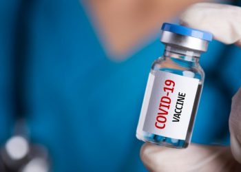 Τζανάκης: Πιθανή η 4η δόση εμβολίου σε ηλικιωμένους