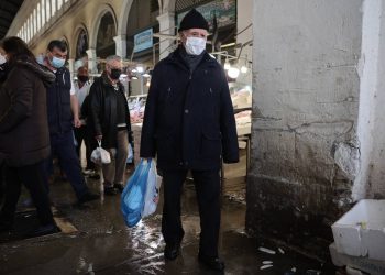 Έκτακτο επίδομα Πάσχα: Με μοντέλο Χριστουγέννων η «επιταγή ακρίβειας»