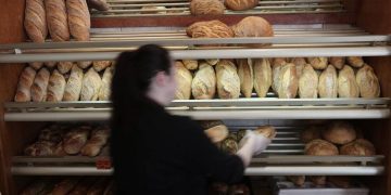 Αυξήσεις που αγγίζουν το 100% σε σιτάρι και κριθάρι στην Ελλάδα εξουδετερώνουν το κυβερνητικό πλαφόν