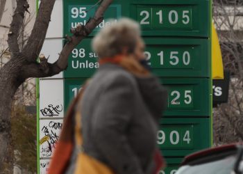 Επιδότηση καυσίμων: Ποιοι και πότε θα λάβουν την ηλεκτρονική κάρτα καυσίμων