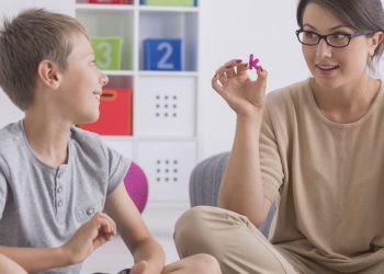 up-paideias-apanthsh-gia-tous-pinakes