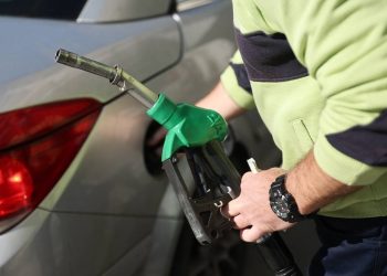 Τιμές καυσίμων: Στα 2,20 η τιμή της βενζίνης τις επόμενες ημέρες