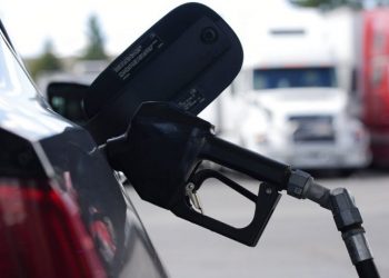 Πώς θα πάρετε επιδότηση καυσίμων: Η διαδικασία – παραδείγματα